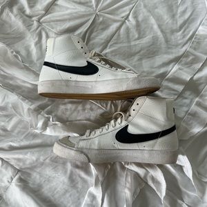 nike blazers size 7-7.5